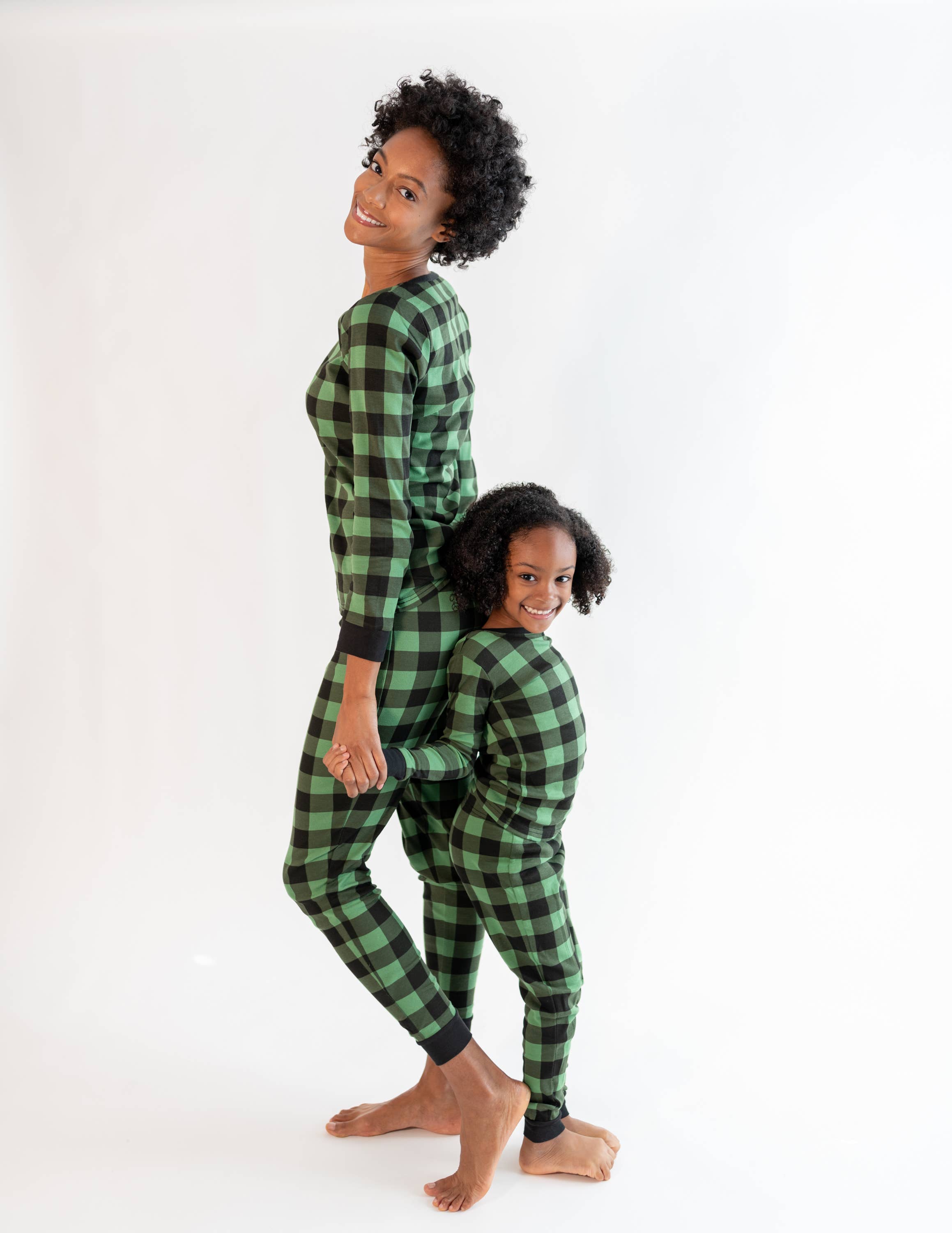 Leveret Pajamas - Wholesale Sleepwear Set - Women's - Women Two Piece Cotton Pajamas Plaid for Christmas1