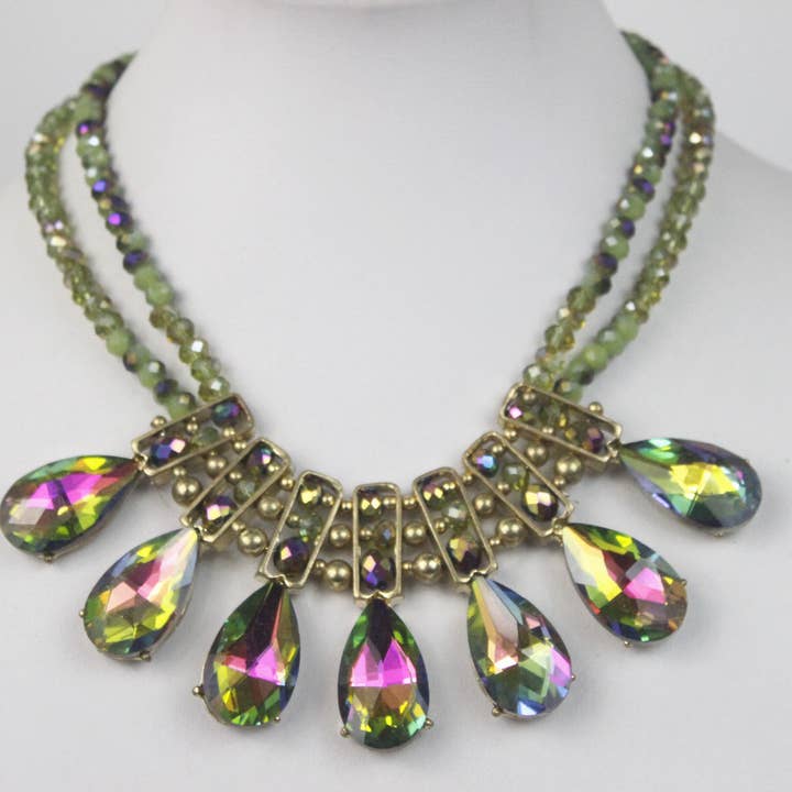 Ole - Wholesale Pendant/Charm Necklace - Crystal Necklaces N24081