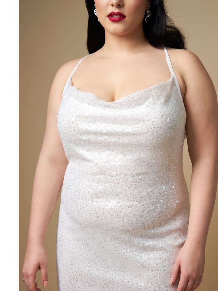 Vit Amaryllis Mini Bodycon-klänning med paljetthalsringning för wholesale på Faire