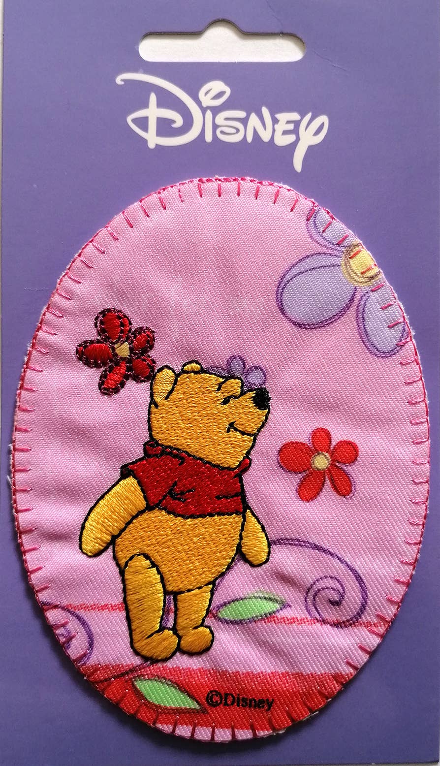 rosa Parche para planchar – Disney Winnie the Pooh con flores de venta al por mayor en Faire1
