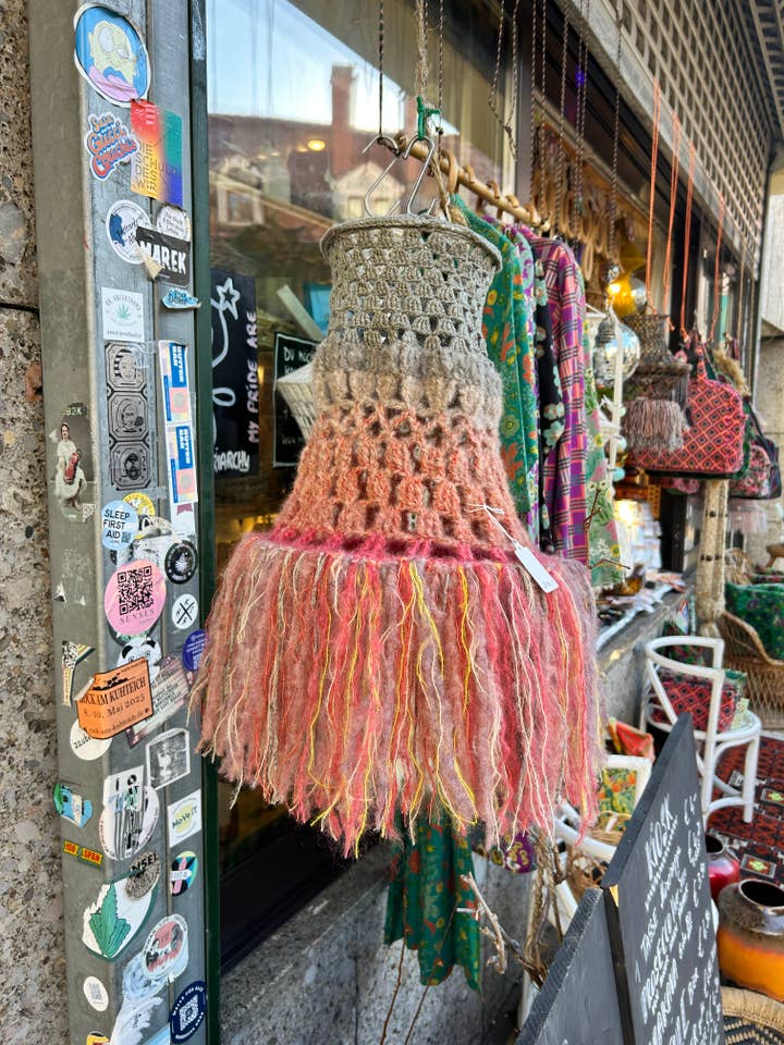 Lampeskærm til pendellampe - håndlavet for engroshandel hos Made by MANAGERIE