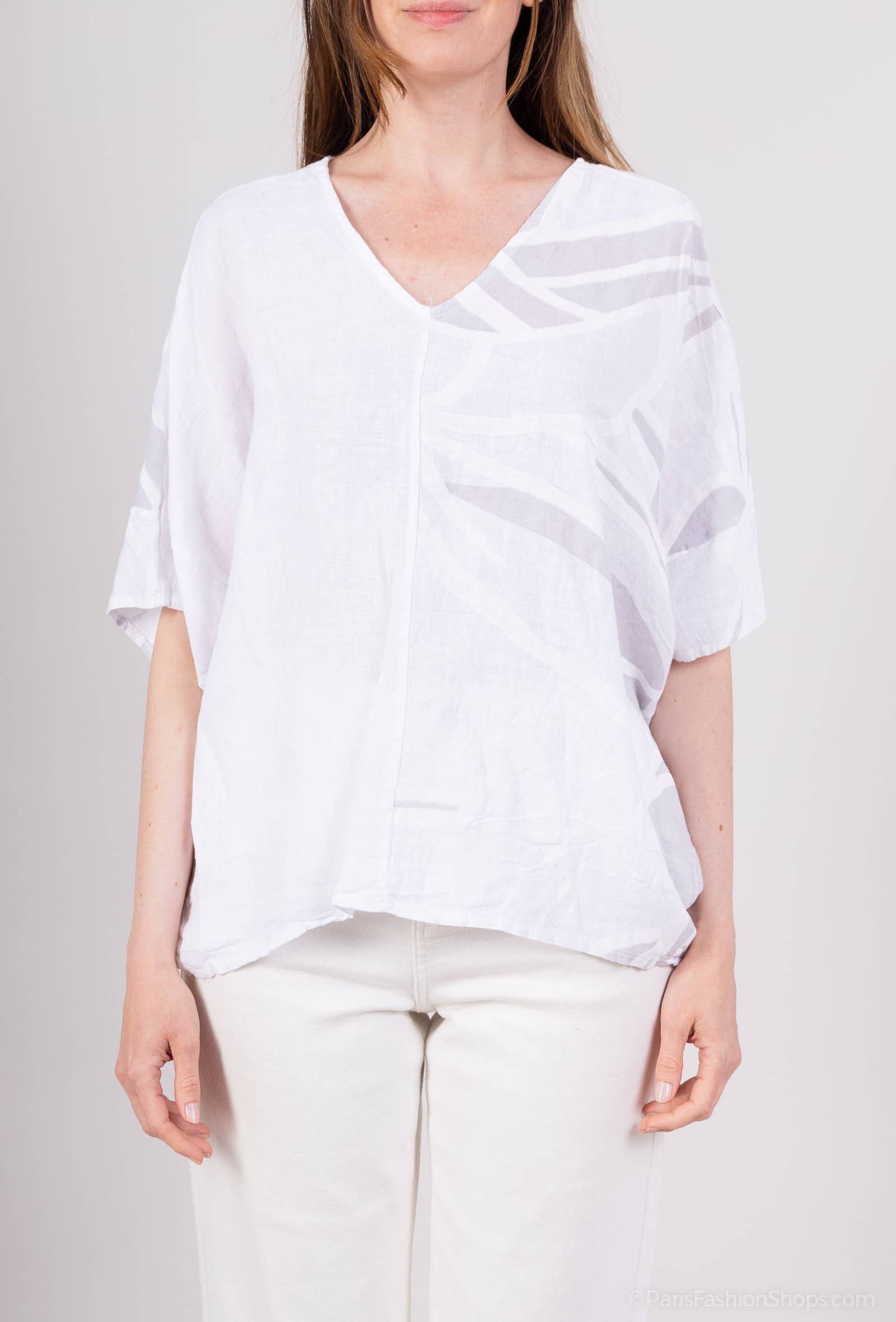 L'Emotion - Wholesale Blouse - Women's - Batwing Sleeve V-Neck Floral Pattern 100% Linen T-Shirt5