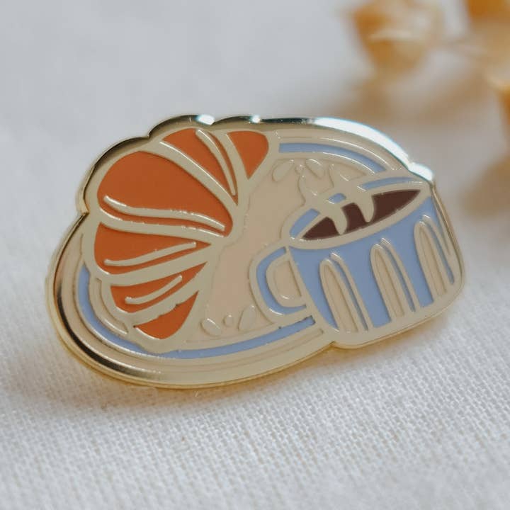 Justine Gilbuena - Wholesale Lapel Pin/Button - Croissant Enamel Pin1
