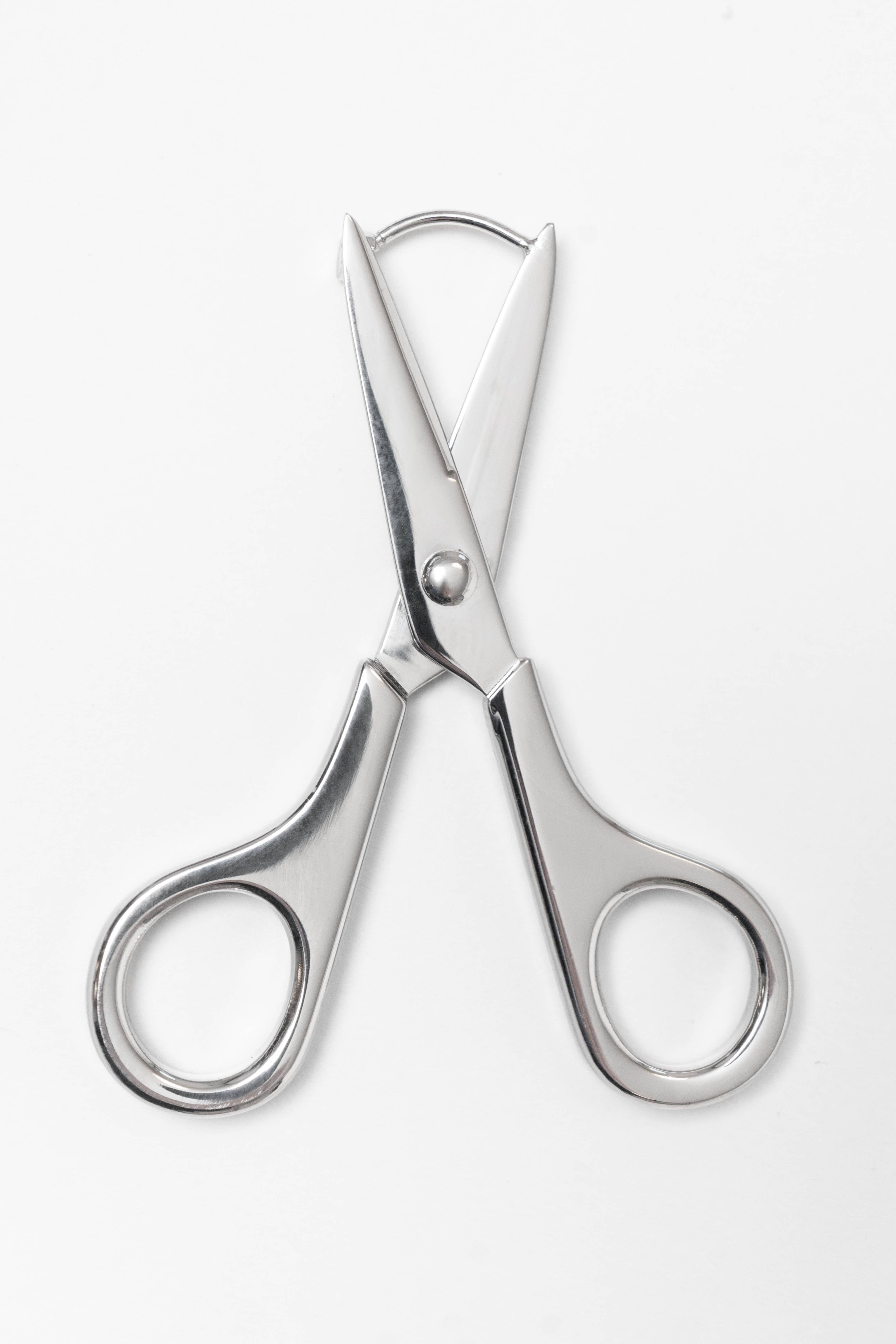 Coco Clem - Wholesale Dangle Earrings - Scissor Earrings in Silver1
