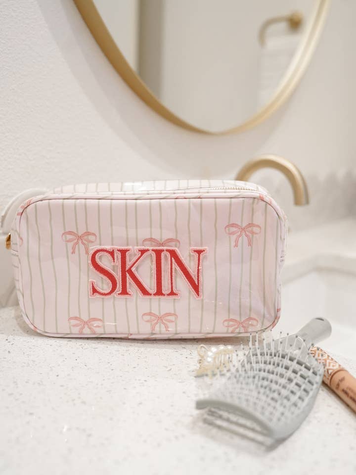 Peau - Grand sac avec vernis transparent et rubans roses pour la vente par KENZKUSTOMZ