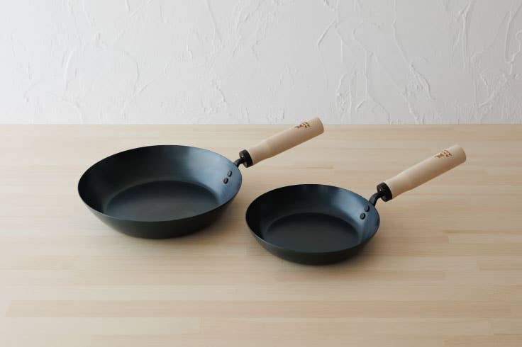 Japacolle — Japan Collections | See Latest News in "About" - Vendita all'ingrosso Stoviglie in ghisa - KAMOSHIKA Padella in ghisa 16