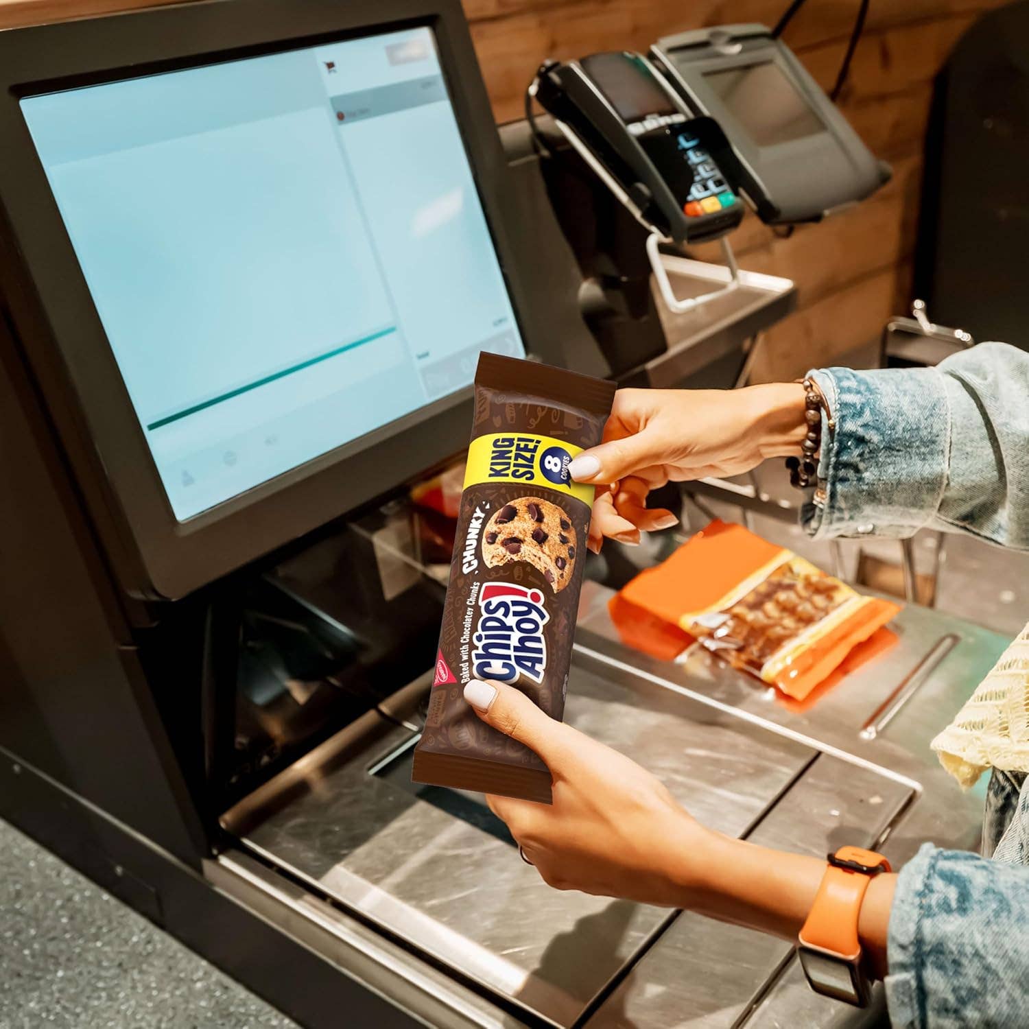 Snacky Candy - Wholesale Cookie - Chips Ahoy Chunky King Size 4.15 oz 8 count5