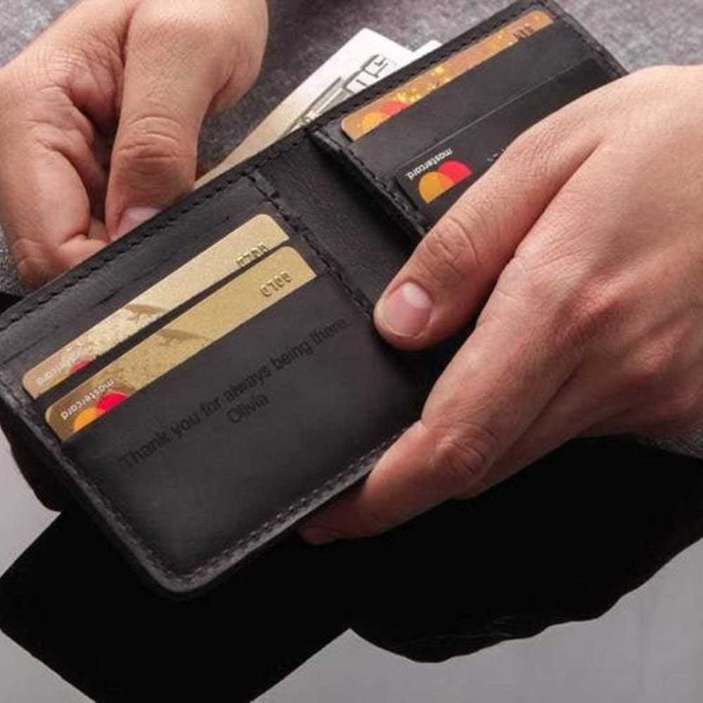 Pikore - Vendita all'ingrosso Portafogli - Uomo - Portafoglio da uomo bifold elegante in pelle2