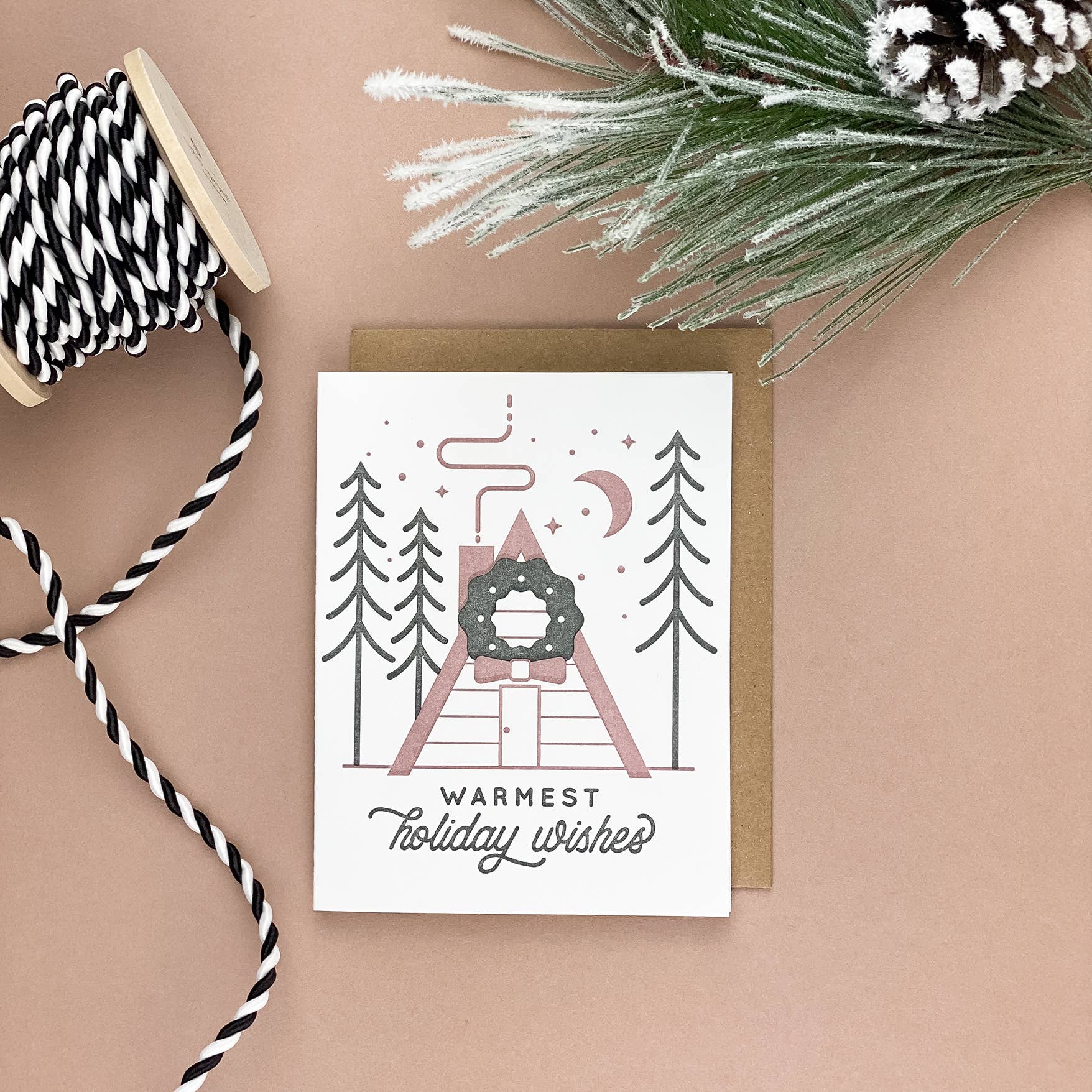 Ruff House Print Shop - Vente Cartes de vœux saisonnières - Warmest Holiday Wishes Cabin Carte de vœux unique1