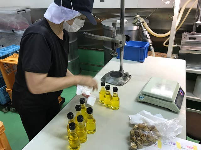 Japan Artisans – wholesale Cooking oil – Henko-Extra virgin sesame oil 140g | Made in Japan7