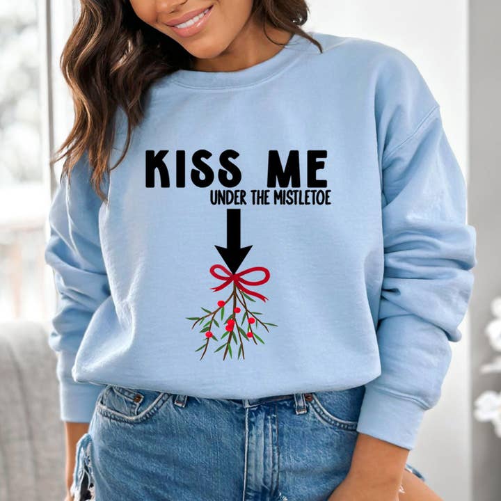 LA Shirt Company - Wholesale Graphic Sweatshirt - Women's - Kiss Me Under The Mistletoe - Sweatshirt & Hoodie4