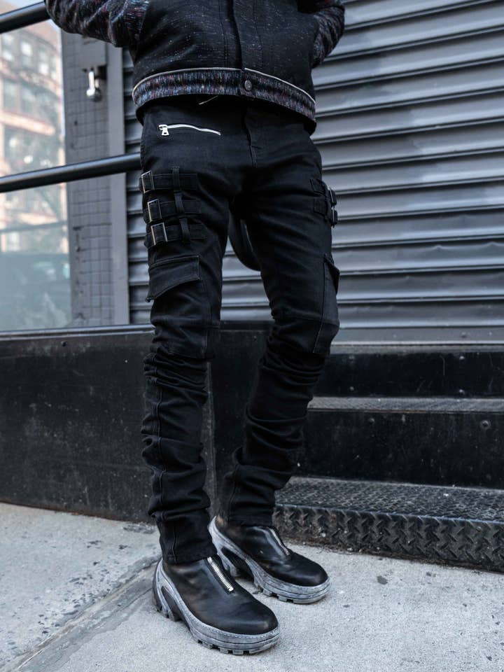 JEANS APILADOS OMARI NEGROS para venta al por mayor de AKINGS