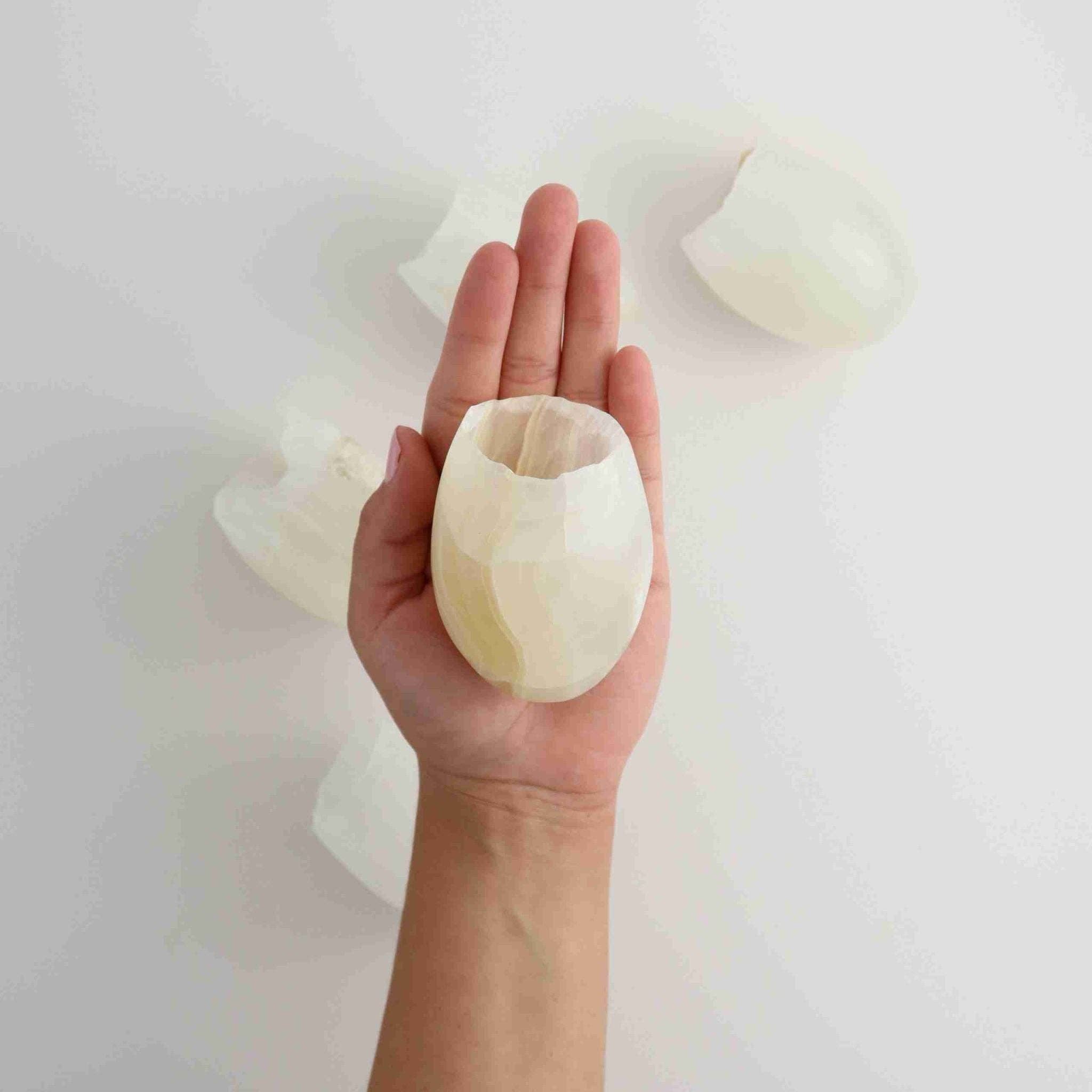 Mi Esperanza Minerals – wholesale Candle holder – ONE Onyx Medium Candle Holder2