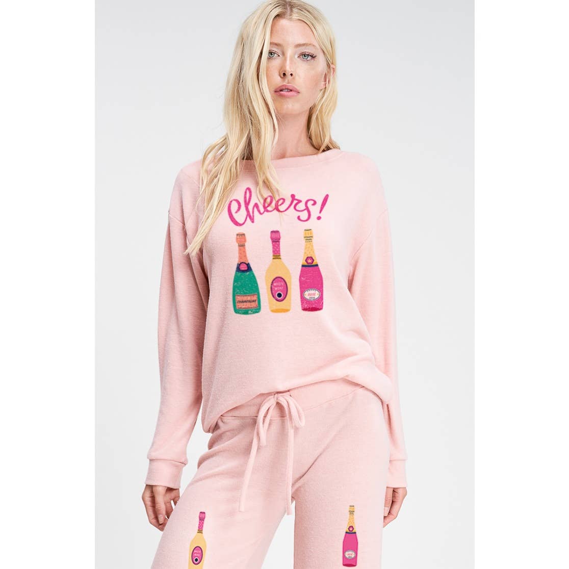 Phil Love – Großhandel Set aus Oberteil und Hose (NICHT Loungewear) – Damen – Weiches Loungewear-Set mit Champagnerflaschenprint für den Urlaub3