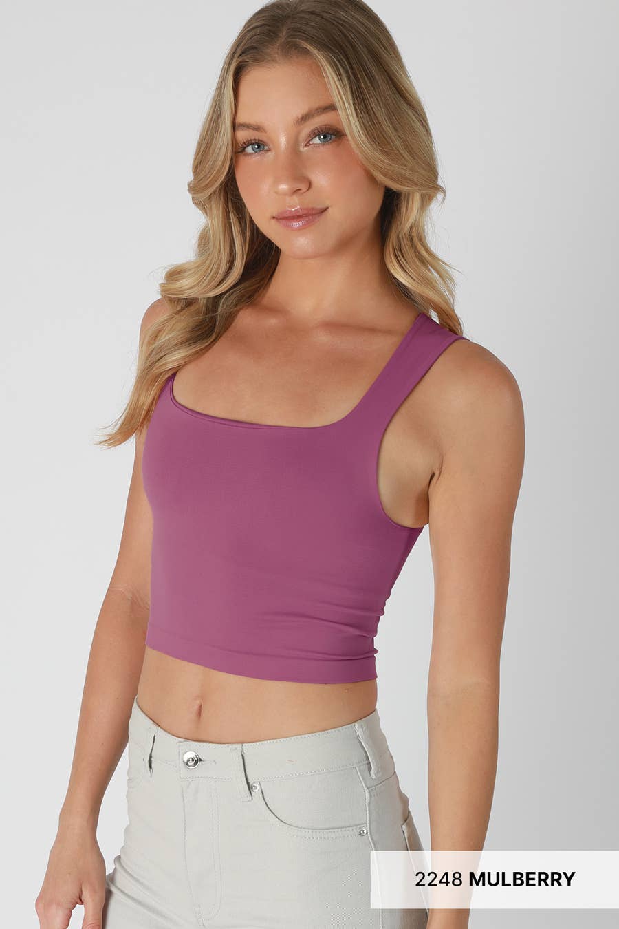 NIKIBIKI - Vendita all'ingrosso Canotta - Donna - NS8252- Top con scollo quadrato Clean Line4