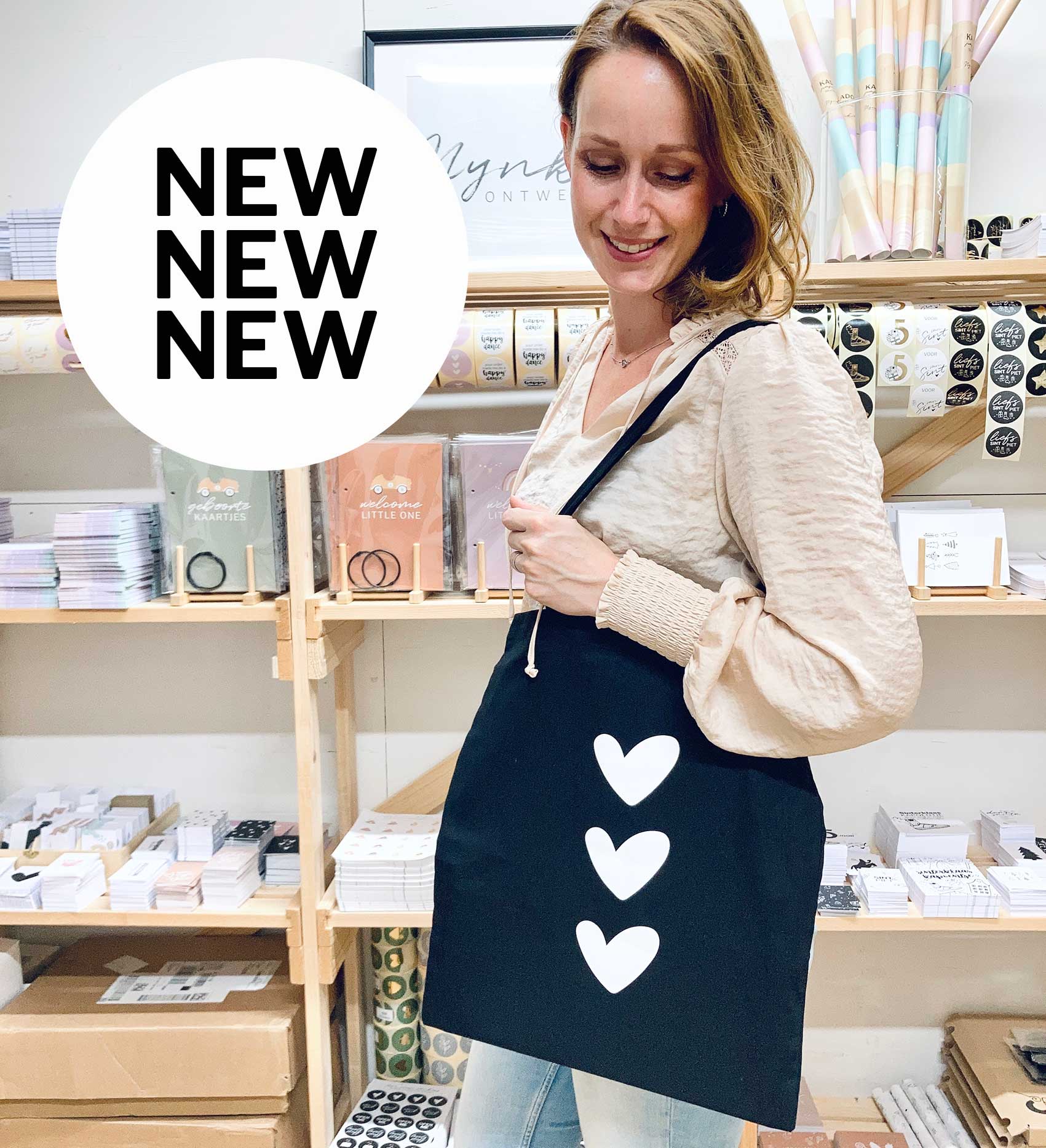 NynkeOntwerpt – wholesale Bärkasse - Dam – Bomullsväska med tre hjärtan | Alla hjärtans dag2