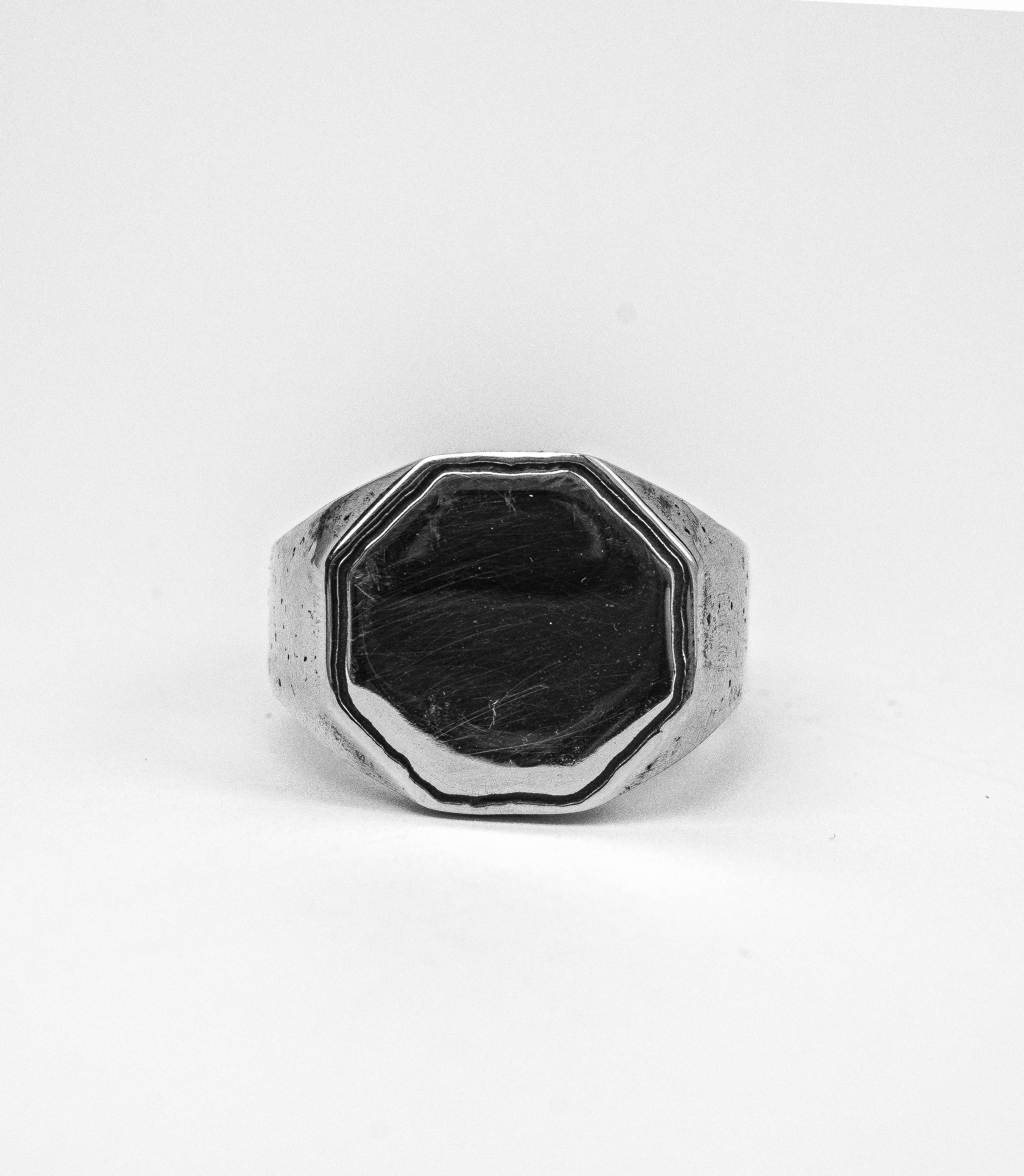 Lost Amigo - Wholesale Signet Ring - Old City