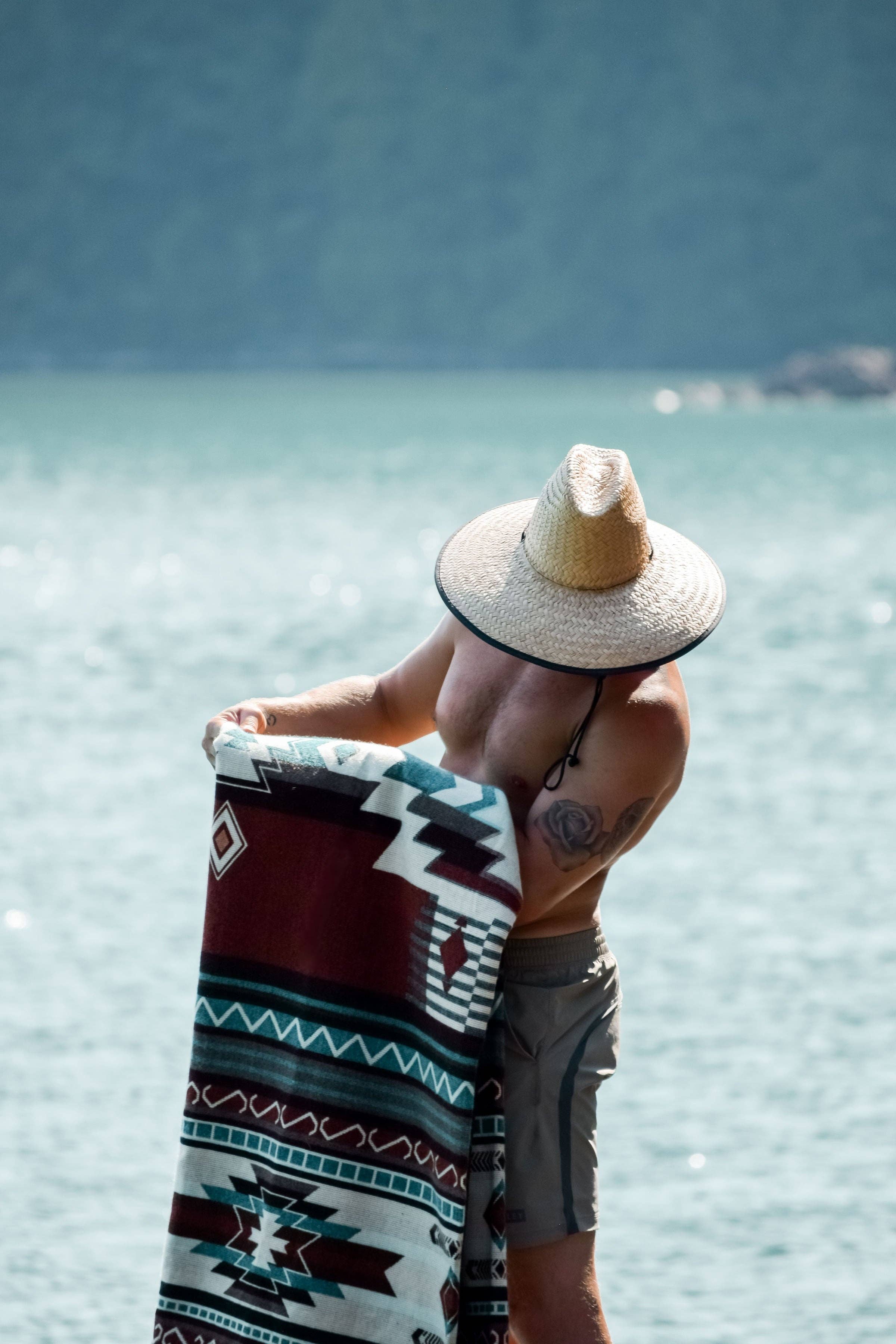 Wylde Brigade – wholesale Throw blanket – Cotopaxi Aztec Reversible Blanket7