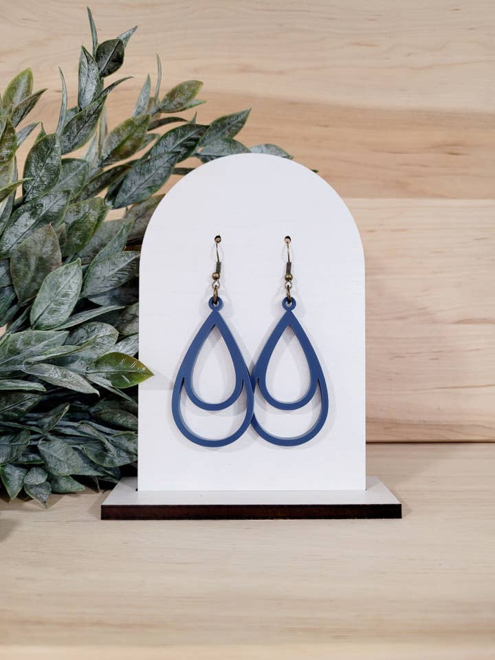 Boucles d'oreilles Elle - Slate Navy pour la vente par Jolie Mae Collections