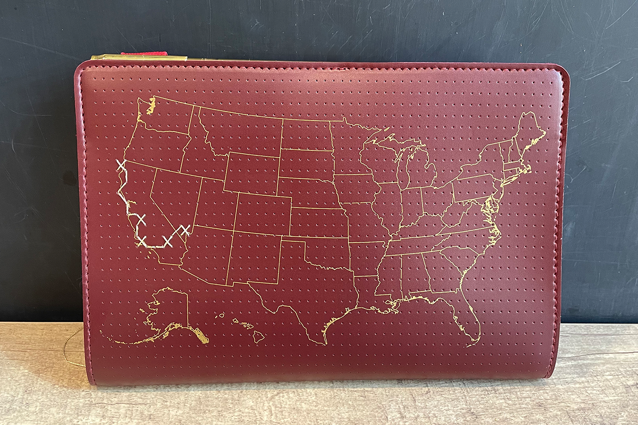 Chasing Threads – Großhandel Notizbücher – Stitch Your Travels — USA Edition Reise-Notizbuch in Kastanien8