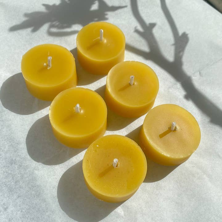 Beeswax Tealights for wholesale by STUDIO SUKOON