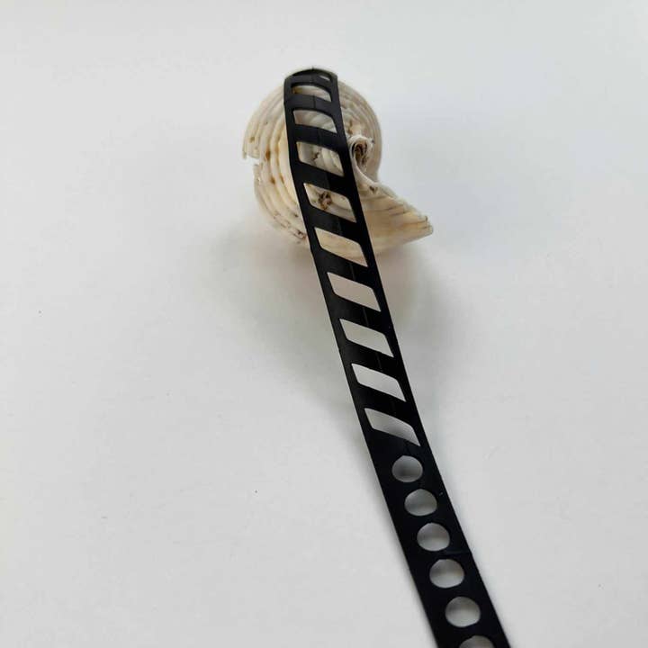 Kaden & Kai – wholesale Cuff bracelet – Diver Down Bicycle Tube Bracelet3