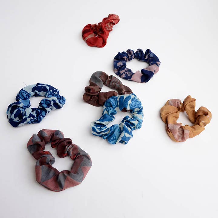 Ichcha - Wholesale Scrunchie - Women's - Scrunchies | Cotton Silk Hand Dyed + Block Print (set of 2)1