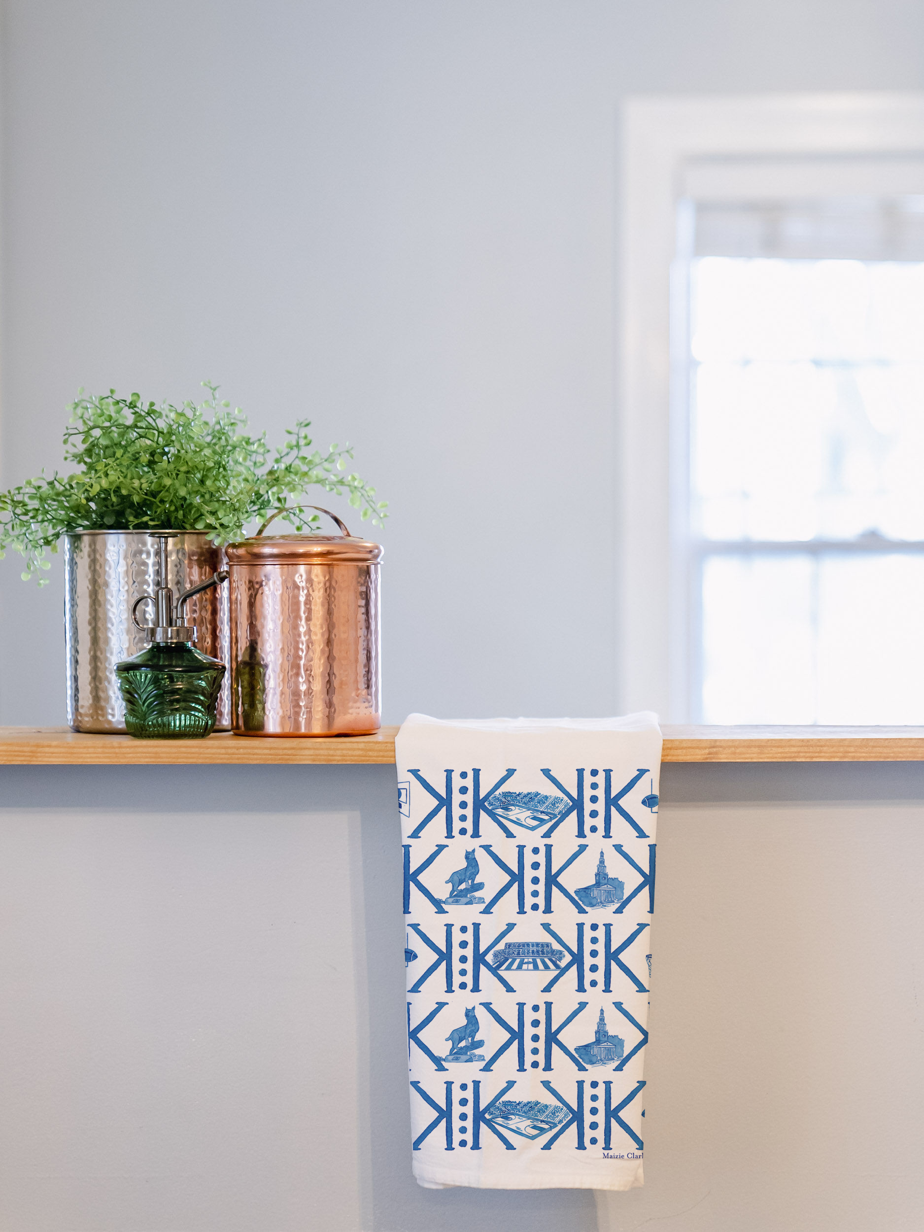 Maizie Clarke LLC - Wholesale Tea Towel - Kentucky Game Day Tea Towel1