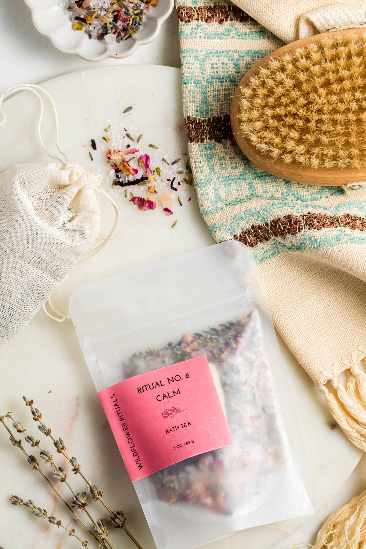 Wildflower Rituals - Venta al por mayor Gel/espuma de baño - Ritual Nº 6 Té de Baño Botánico Calmante - Lavanda Rosa