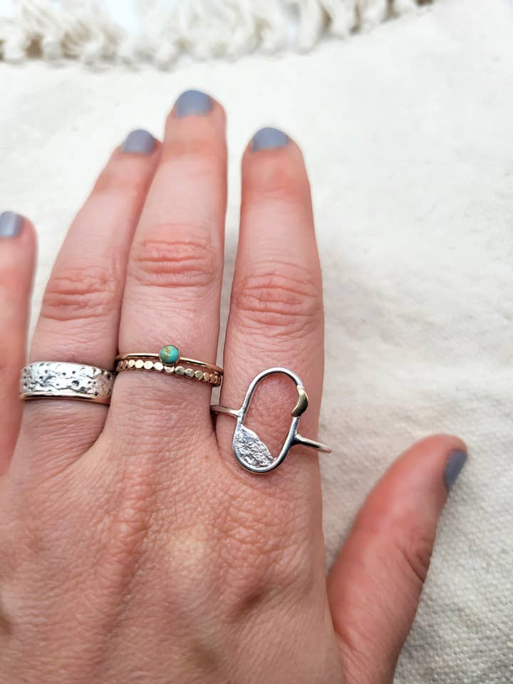 Anillo ovalado con forma de luna para venta al por mayor de Rain Shadow Jewelry