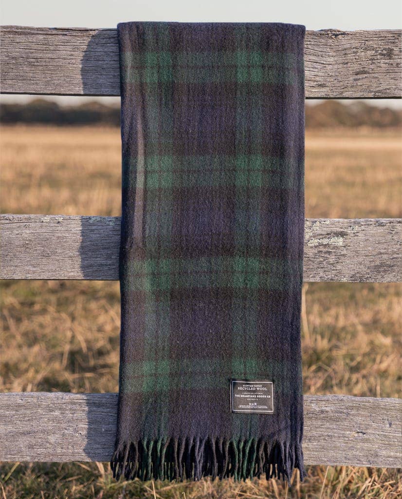 The Grampians Goods Co. - Vendita all'ingrosso Plaid - Coperta Heritage Tartan in lana riciclata11