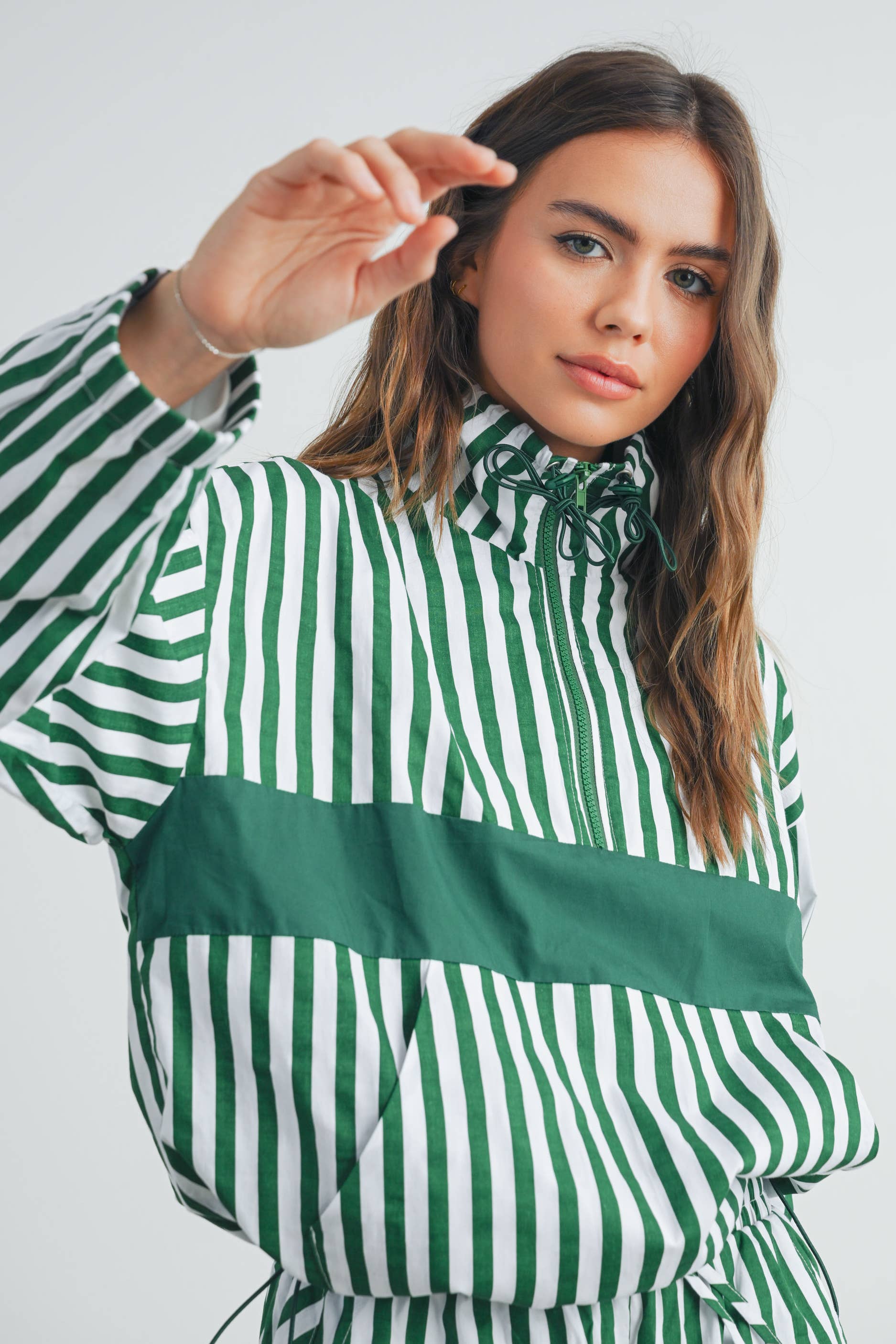 BUTTERMELON - Wholesale Sweatshirt - Women's - Drawstring Turtleneck Jacket - BMT75331