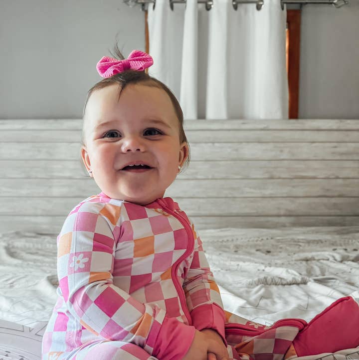 Lazy Daisy 2.0 Zippy for wholesale by Jensens Jammies