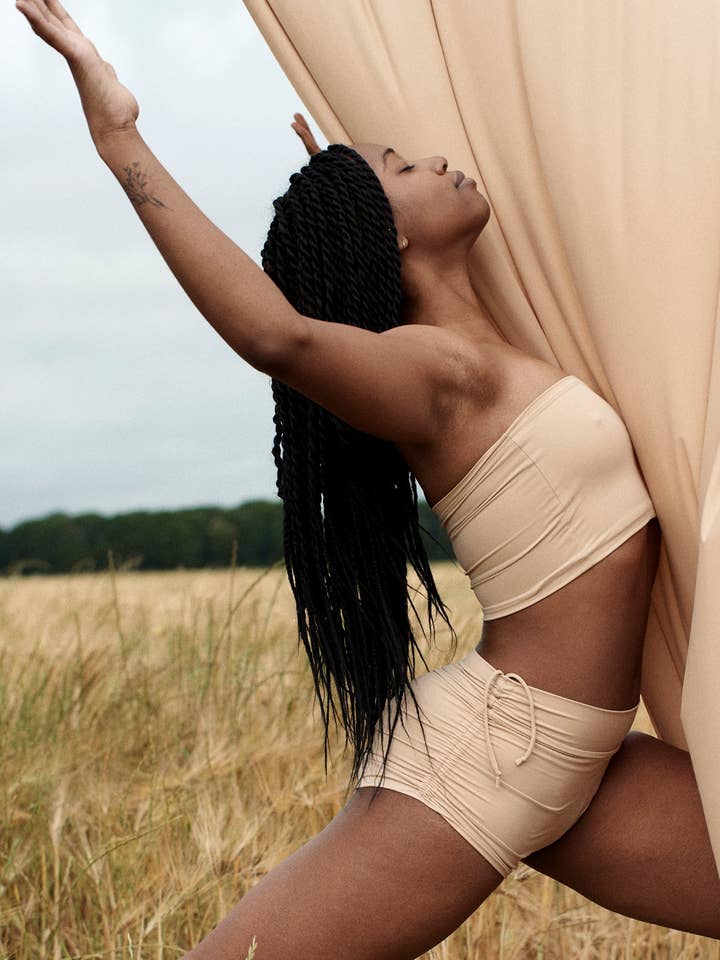 Short With Side Straps Uni Colors for wholesale by Take It Easy Honey