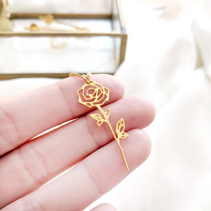 Rose blomst halskæde guld/sølv for engroshandel hos Shany Design Studio