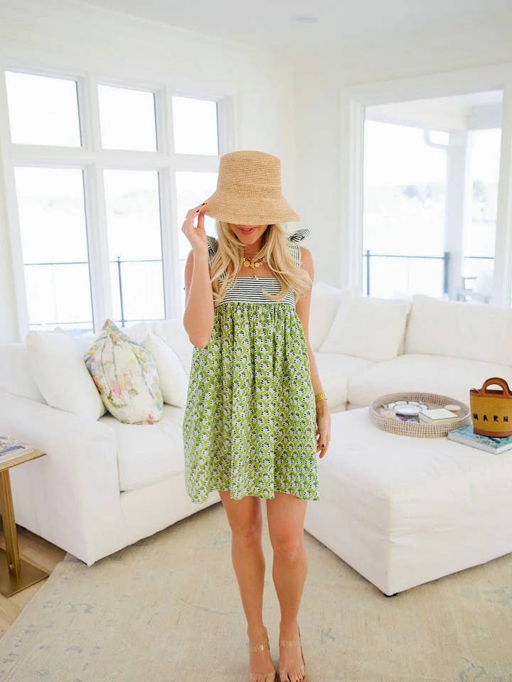 Rosa Clothing - Wholesale Dress - Women's - 2025 Odette floral sleeveless tie shoulder straps mini dress25