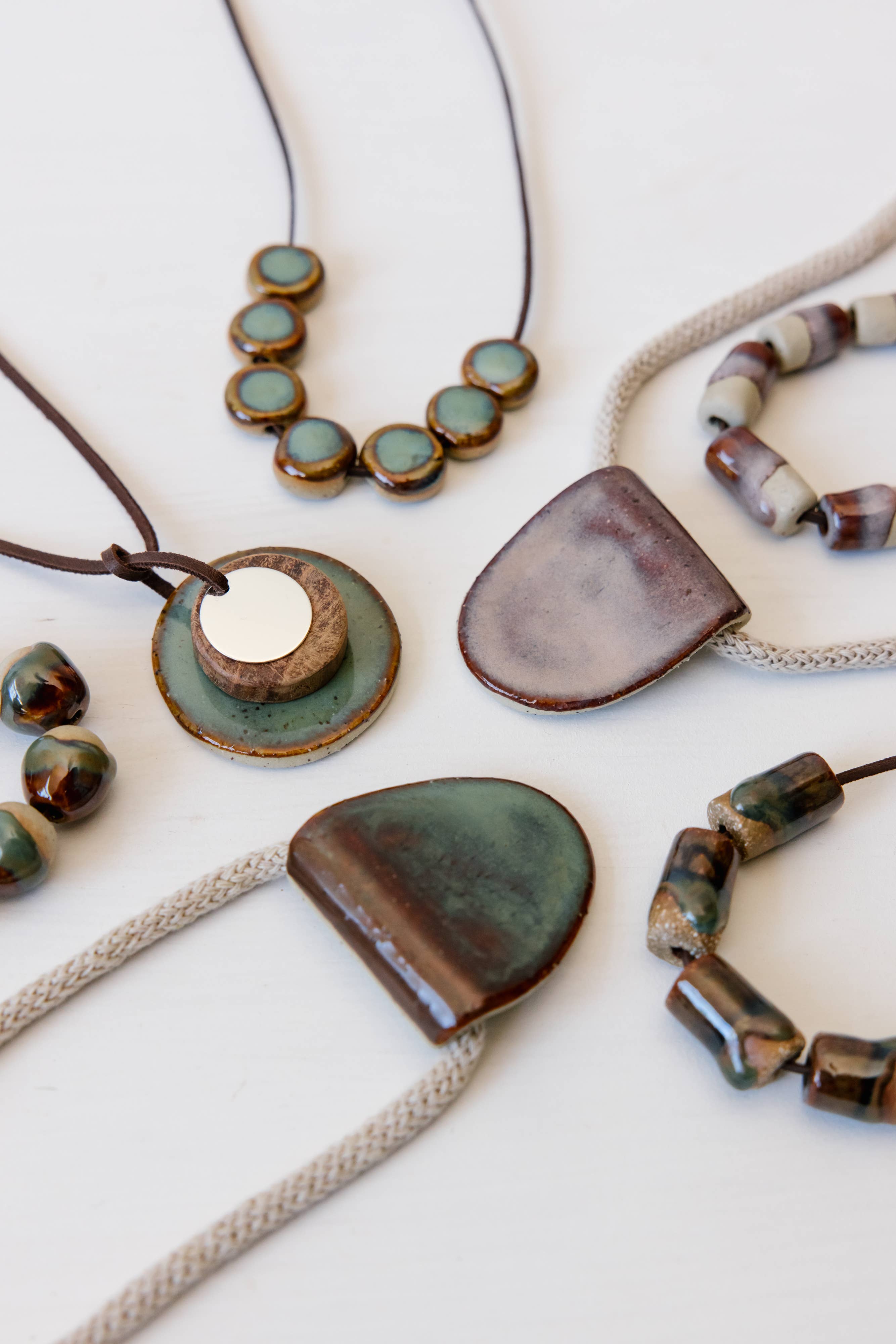 Woodfolk - Wholesale Pendant/charm necklace - Mulberry Half Oval Ceramic Necklace3