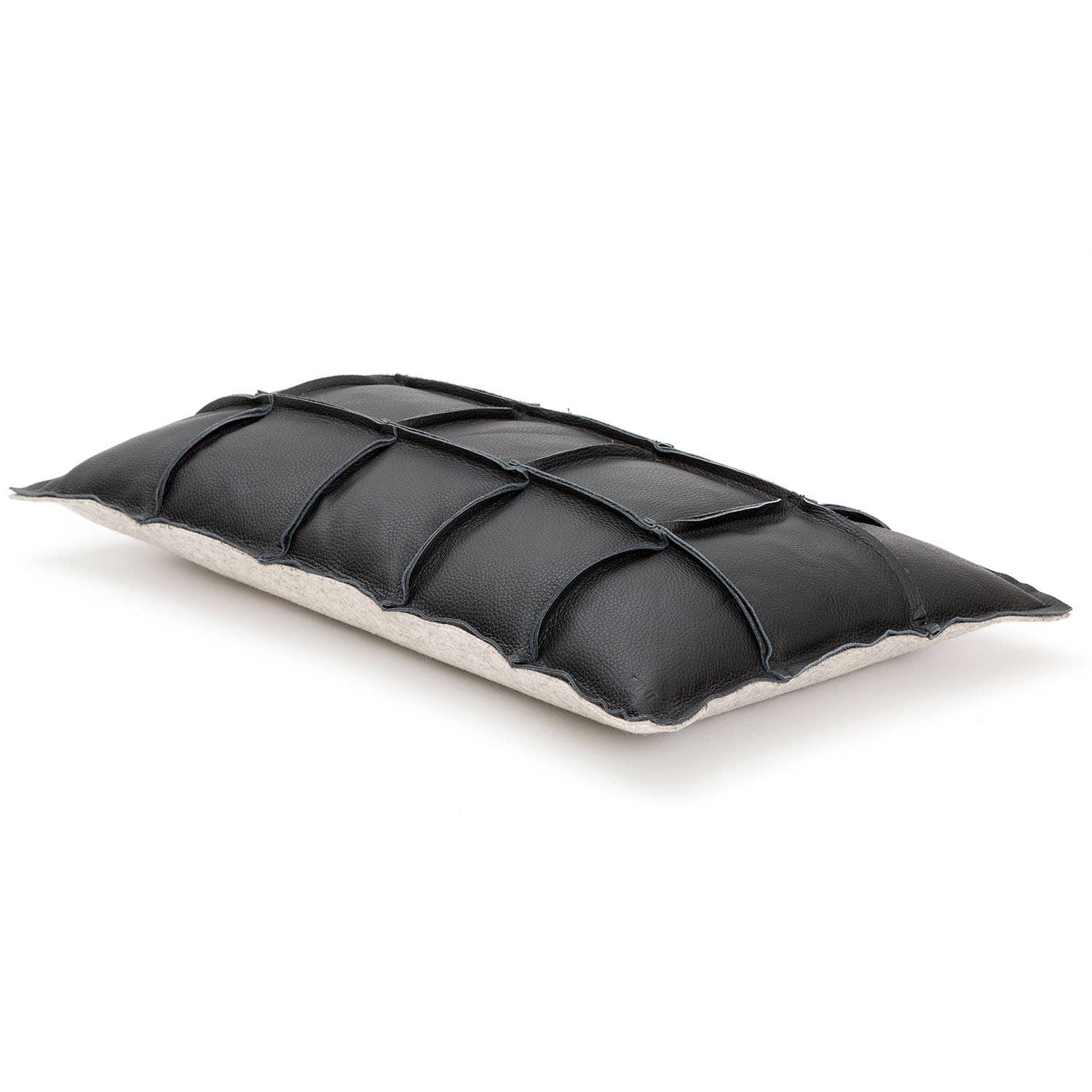 Miiko - Wholesale Lumbar Pillow - Väre Cushion Black0