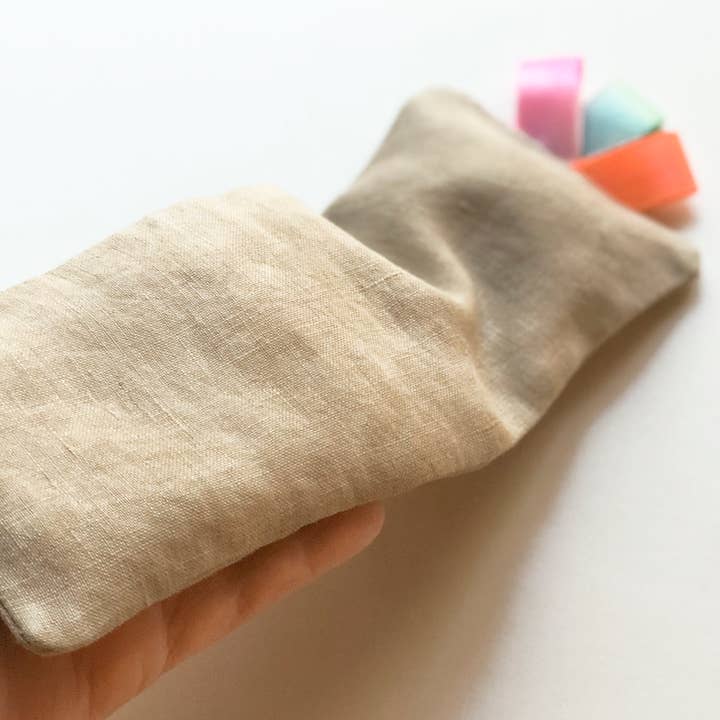 Blanco Cojín relajante para los ojos -Lino/lavanda- personalizable de venta al por mayor en Faire