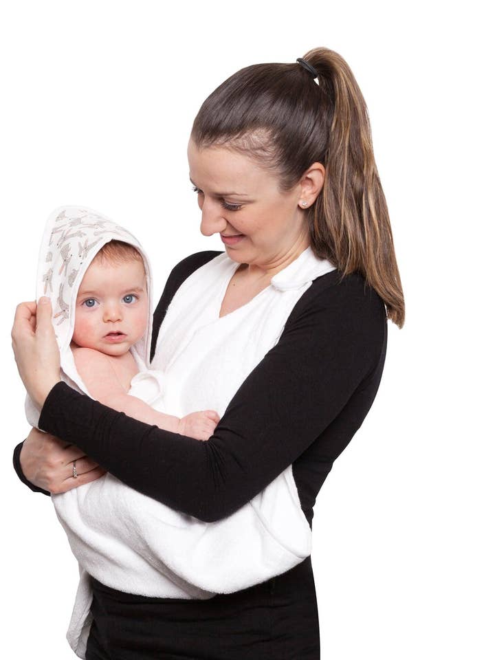 Hands Free Baby Bath Towel for wholesale by Towellingstories