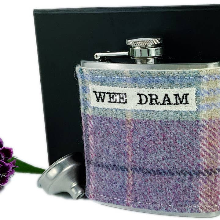 6oz Gin Queen Tweed Hip Flask por atacado de The Wee Loft