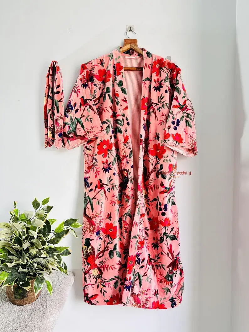 GYPSY STUDIO - Wholesale Robe - Women's - Soft velvet kimono robe | pink color kimono | floral print b0