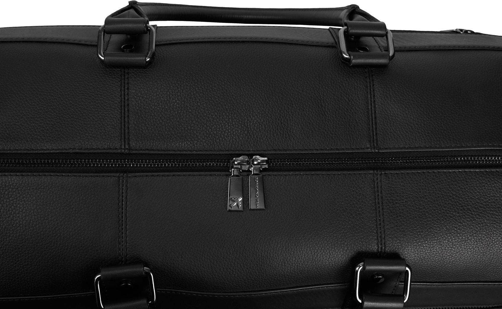 Svart Boarding Pass The Gotham 20" äkta skinn-veckoväska för wholesale på Faire3