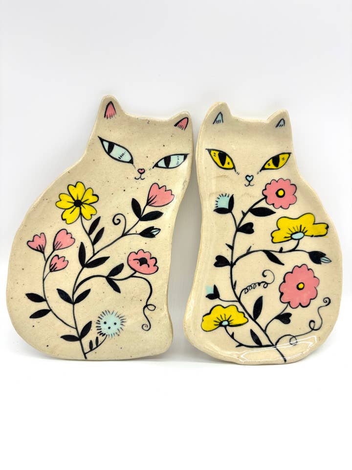 Open Ended Cat Dish for wholesale by Erika Rier