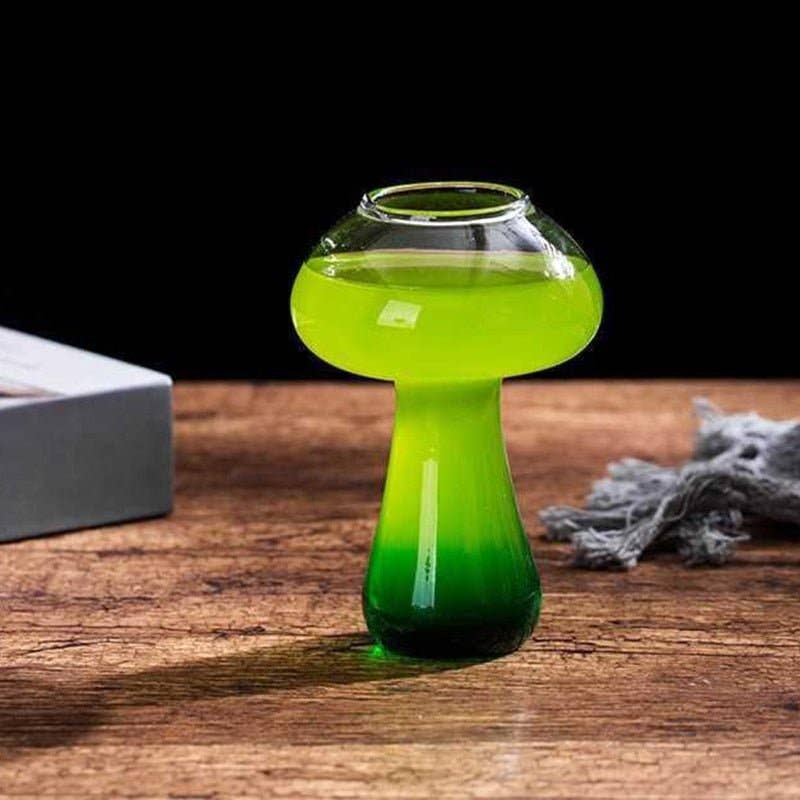 BRECK + FOX – wholesale Cocktail/liquor glass – Mushroom Cocktail Glass3