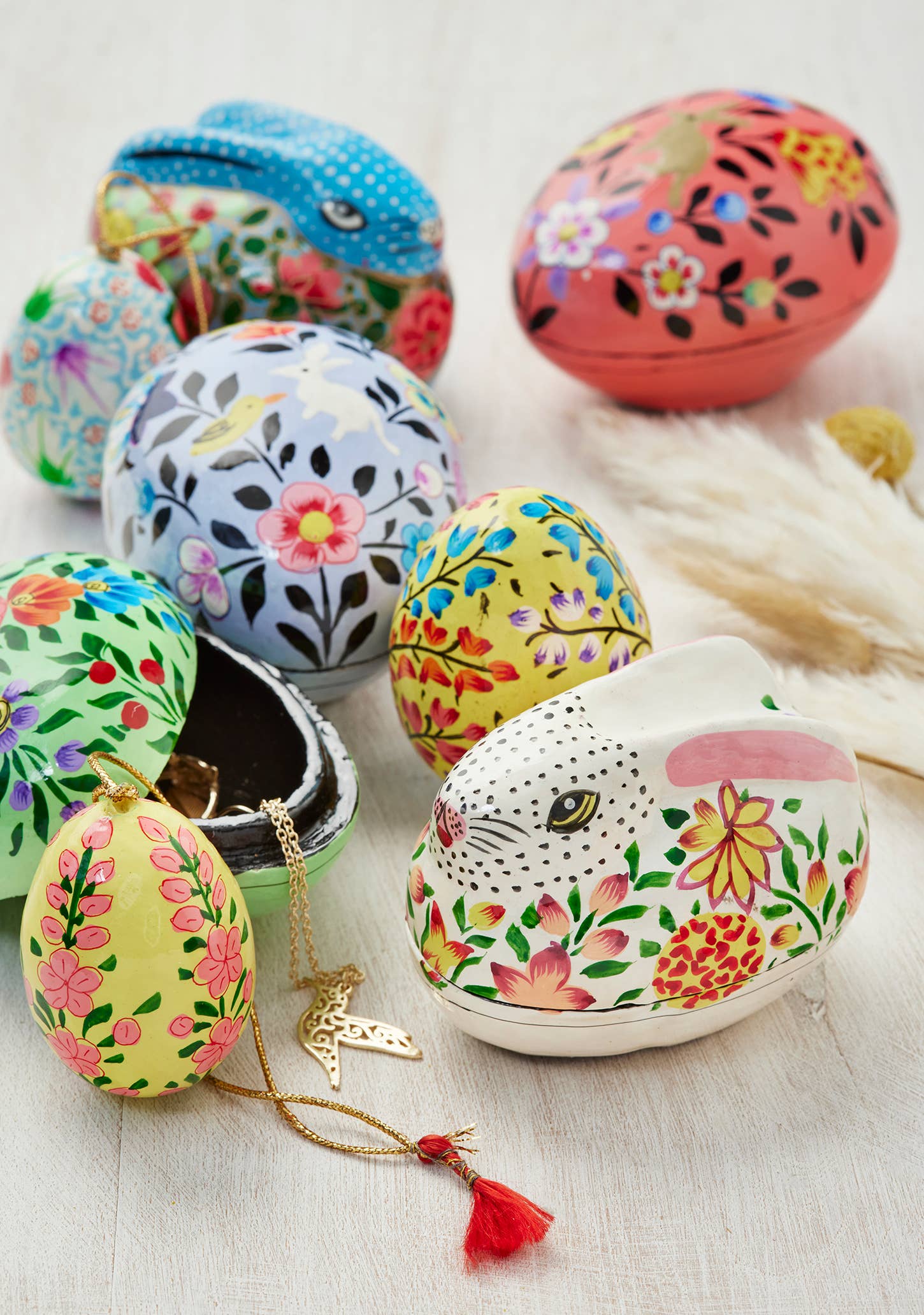 Namaste – wholesale Decorative box – Kashmiri Bunny&Chick Hand Painted Egg Gift Box4