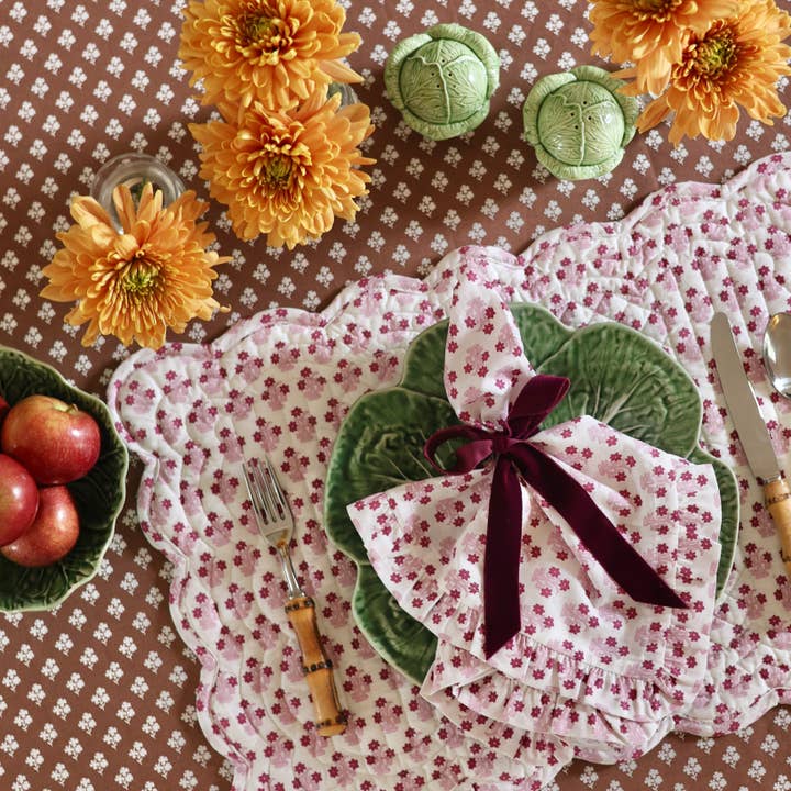 Trudie - Wholesale Tablecloth - Constance Round Tablecloth with Ruffle1