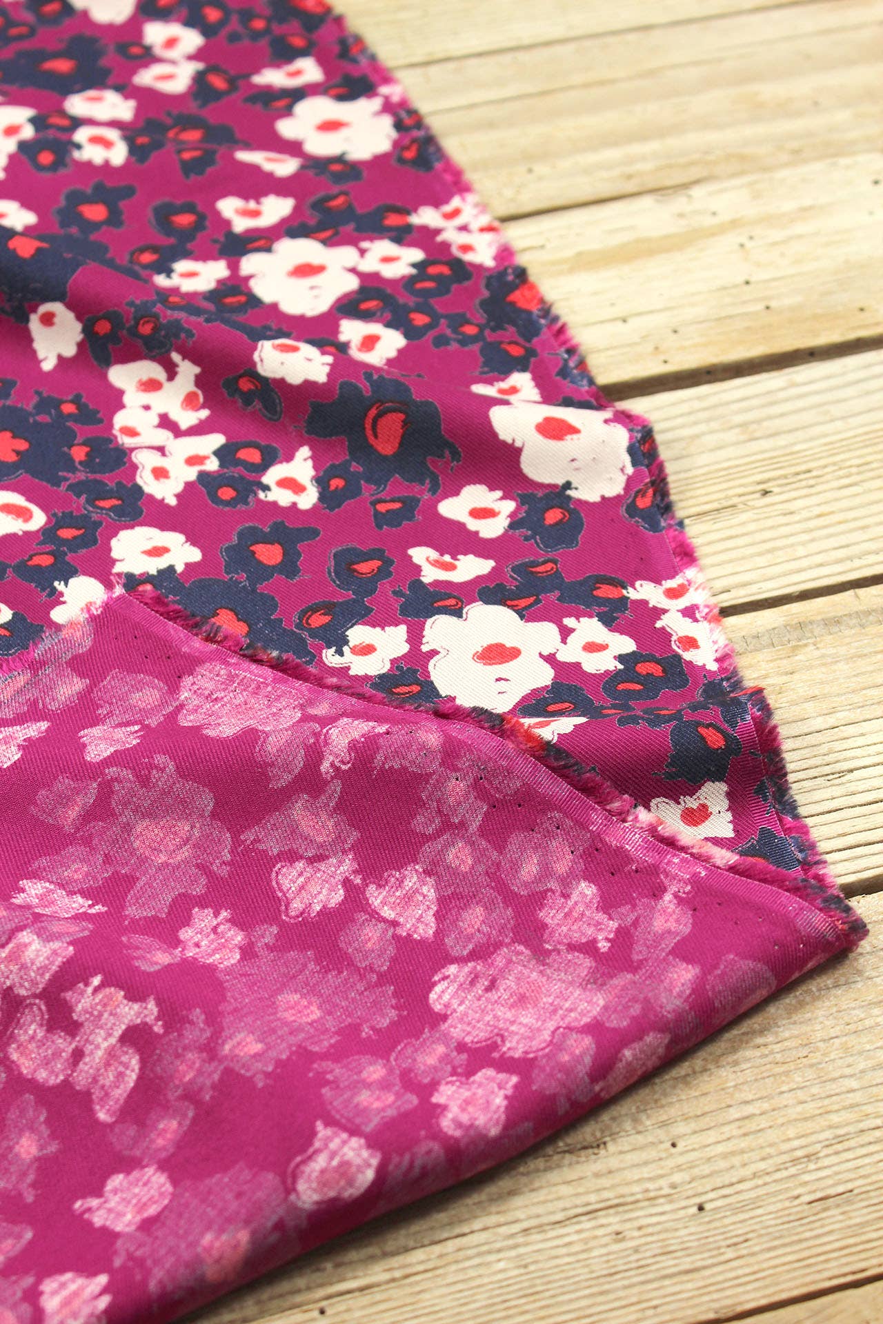 Eglantine et Zoé - Wholesale Fabric - Carlota Pink Magenta Ecovero Viscose Twill Fabric7