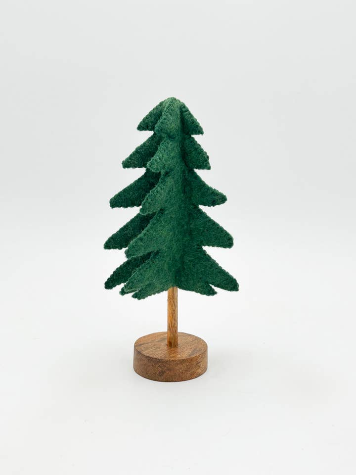 Sapin en feutre L avec socle en bois - FE51 pour la vente par Kalid Christmas