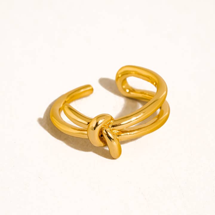 Virelle 18K Gold Vintage Knot Ring for wholesale on Faire2